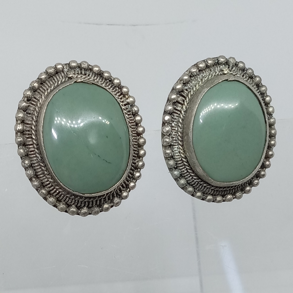 * vintage handmade southwest big light green stone silver tone clip on earrings
